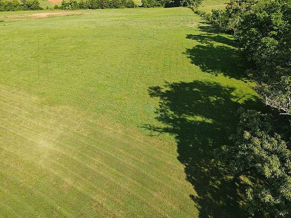 5th image of 1504 Marble Hill Rd