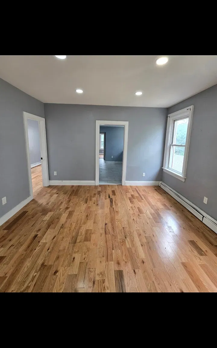 3 bed, $2,300 — Photo 4