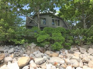 28 Middle Cv, Sedgwick, ME 04673