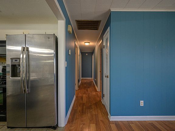5th image of 1775 Sun Valley Dr