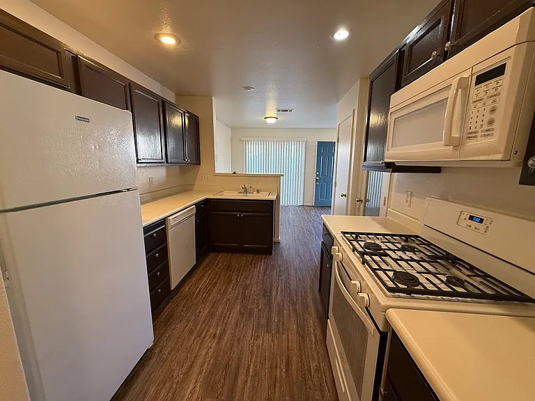 8133 Autumn Star Ave — Photo 10