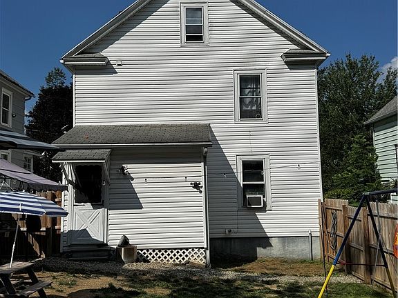 5th image of 13 Dearing Ave