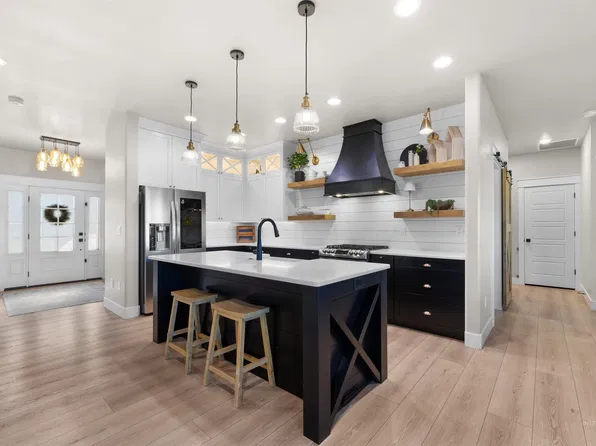 719 Midnight Sun Loop, Twin Falls, ID 83301