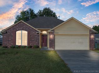 3512 S 215th East Ave, Broken Arrow, OK 74014