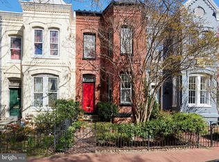 423 3rd St NE, Washington, DC 20002