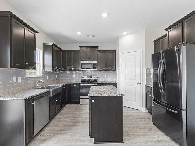1260 Elias Sta — Photo 10