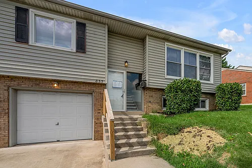 833 Malabu Dr Photo 1