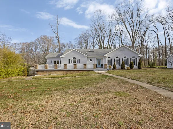 6552 Spring Valley Dr, Alexandria, VA 22312
