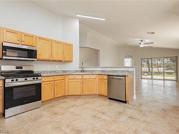 5th image of 5657 Harbour Pointe Ave