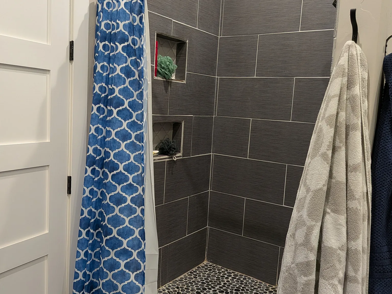 4 bed, 3200 sqft, $3,800 — Photo 4