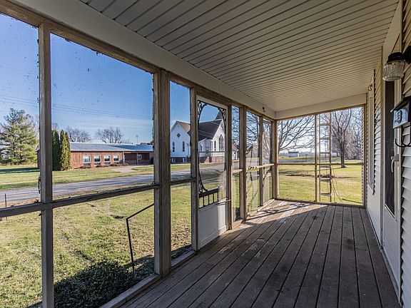 3rd image of 24627 2030 East St
