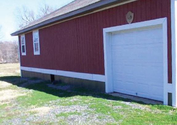 4th image of 2896 Lakewood Dr
