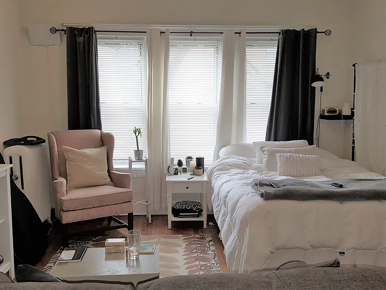 4603 N Claremont Ave #2 — Photo 4
