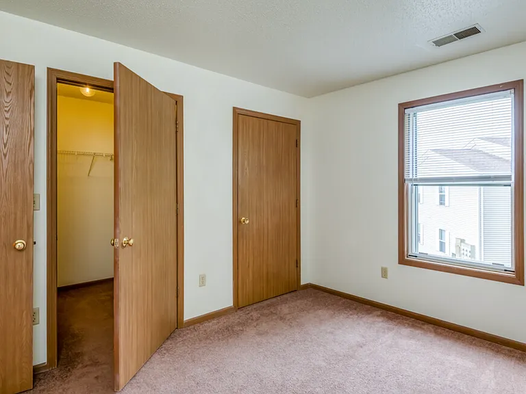 Summerfield Place Apartments — Photo 7