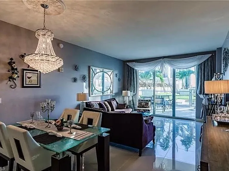 3000 Oasis Grand Blvd #401 — Photo 10