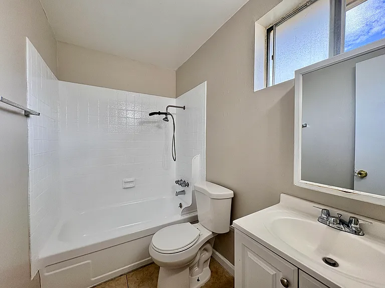 383 Orchid Ln #I — Photo 8