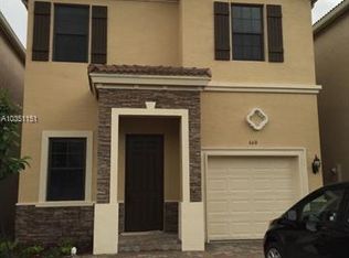 660 NE 191st Ter, Miami, FL 33179