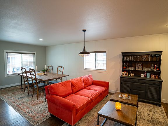 5th image of 7111 Canosa Ct