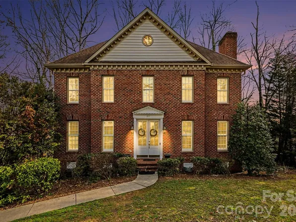 634 Peace Haven Rd, Kannapolis, NC 28083