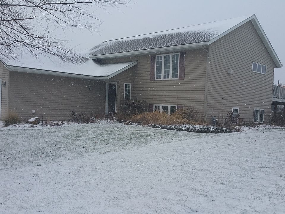 1st image of 104 Torrey Pines Dr