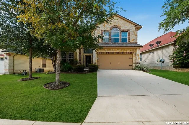 5 bed, 3.0 bath, 3036 sqft, $2,300 — Photo 1