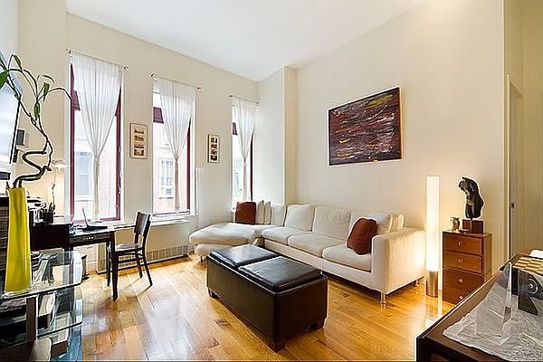 1st image of 21 S William St APT 3E