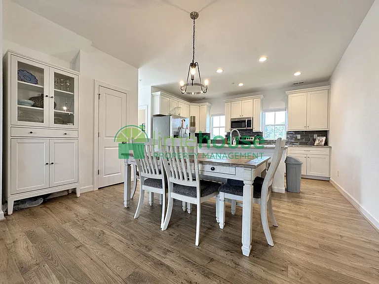 4329 Pinter Ln — Photo 7