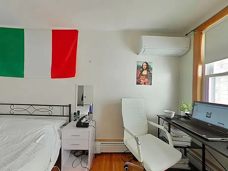161 Otis St #B — Photo 3