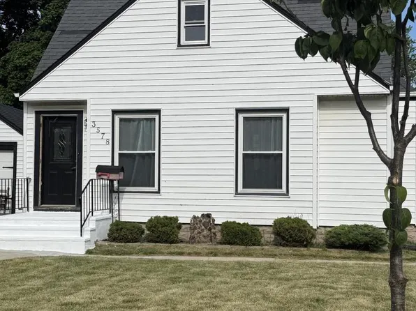 3578 S 48th STREET, Greenfield, WI 53220