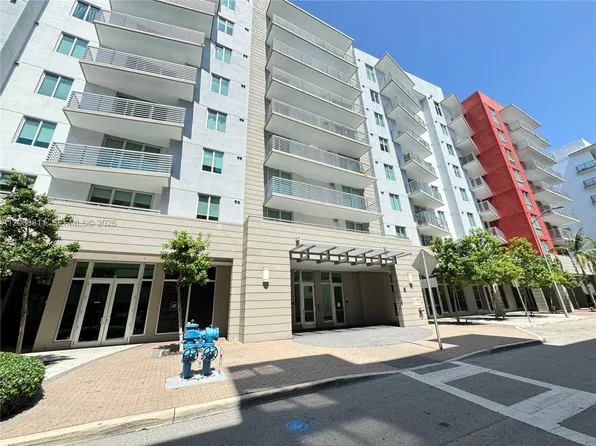 7661 NW 107th Ave APT 308, Doral, FL 33178