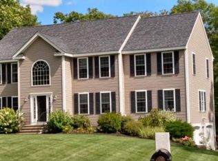 46 Bald Hill Rd, Raymond, NH 03077