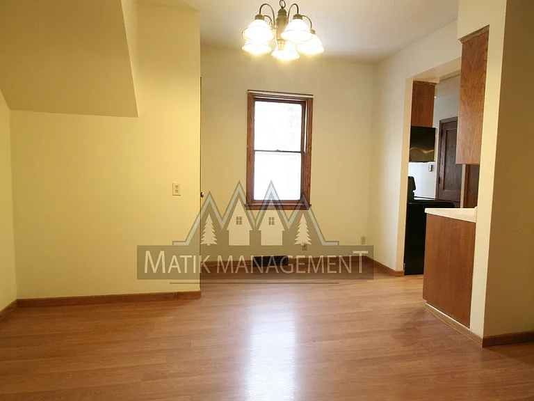 213 2nd St SW — Photo 7