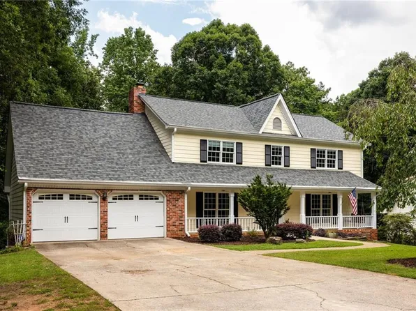 3788 Lee Ridge Way, Lilburn, GA 30047