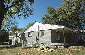 2nd image of 732 Yowell