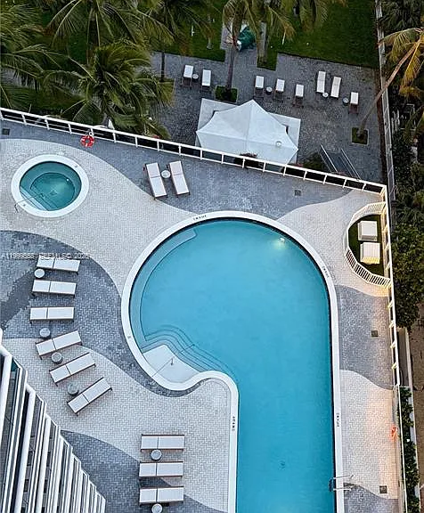 6301 Collins Ave #1207 — Photo 32