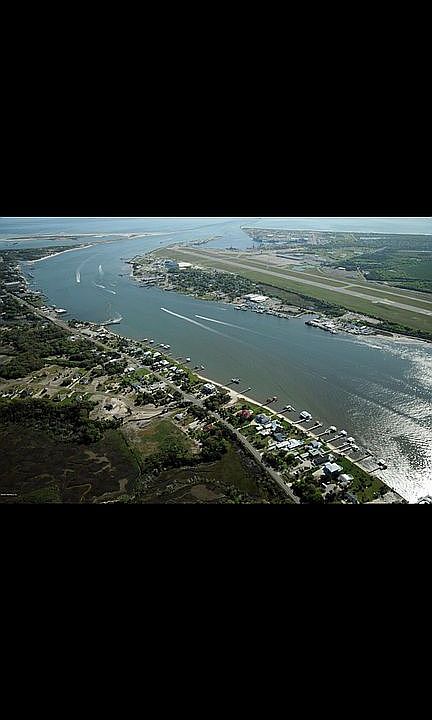 1st image of Heckscher Dr
