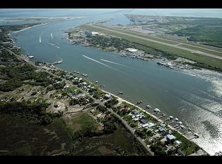 Heckscher Dr, Jacksonville, FL 32226