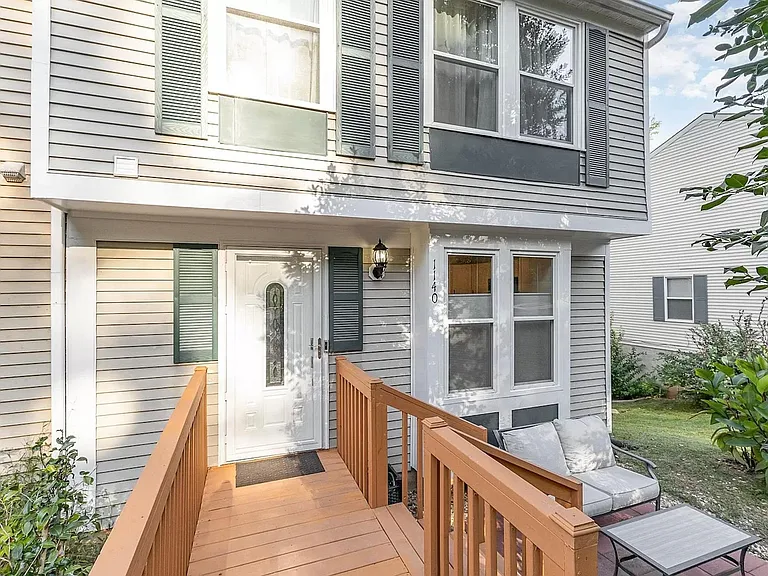 1140 Villa Green Ct — Photo 2