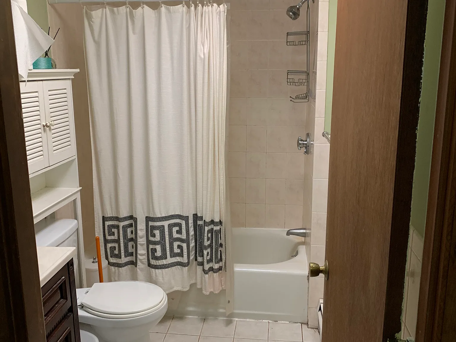 3 bed, 1200 sqft, $3,000 — Photo 3