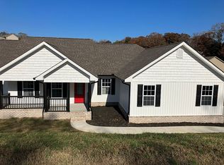 1742 Derby Downs Dr, Friendsville, TN 37737