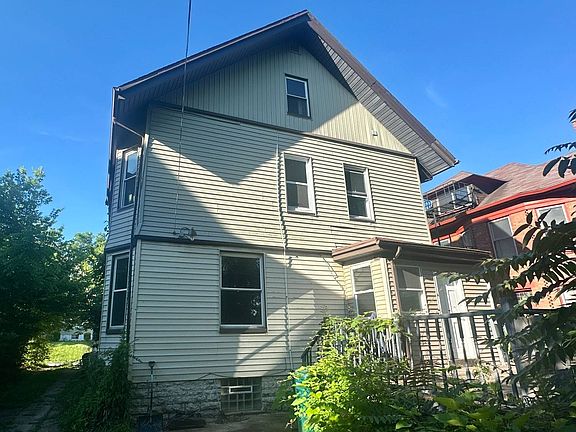 4th image of 1560 Ruth Ave