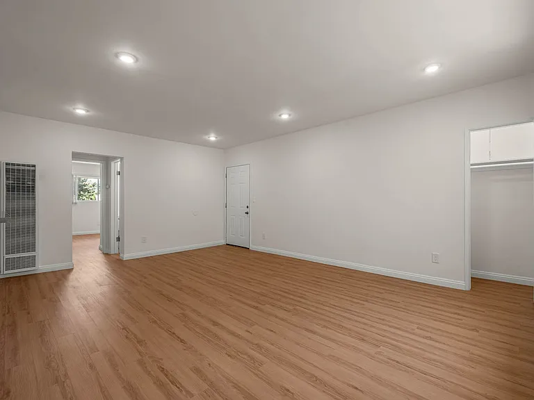 Yar5130 — Photo 2