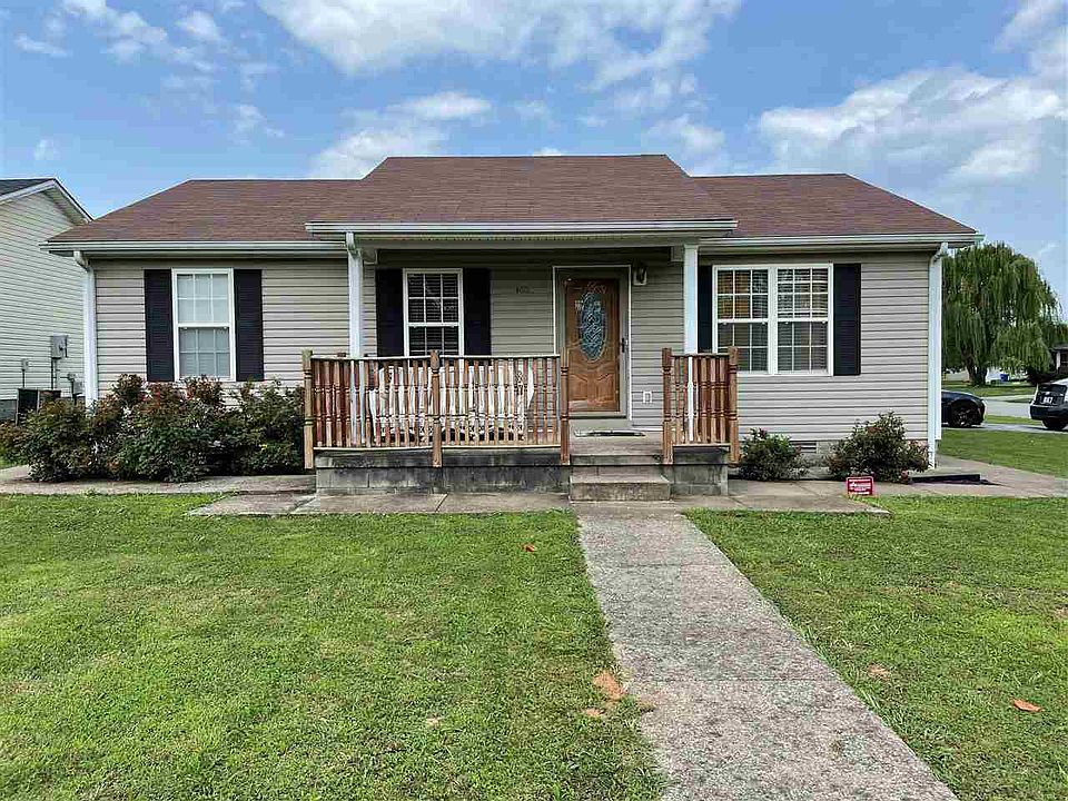 1st image of 405 Lincoln Ct
