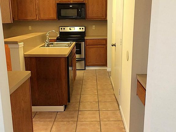 Beautiful kitchen with isle and desk