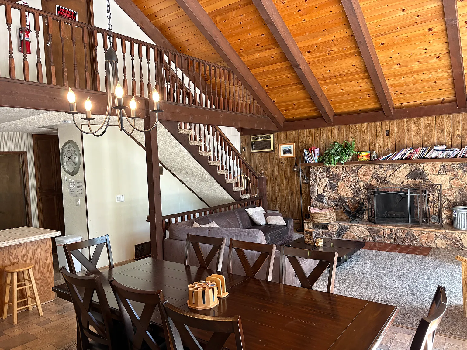 4 bed, 2500 sqft, $3,500 — Photo 4