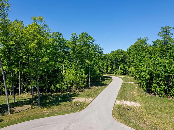 2nd image of 5844 Elkhorn Rd #73