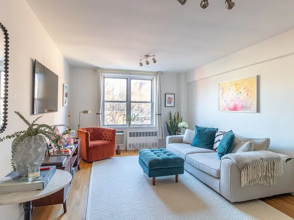 350 Bleecker St APT 4K, New York, NY 10014