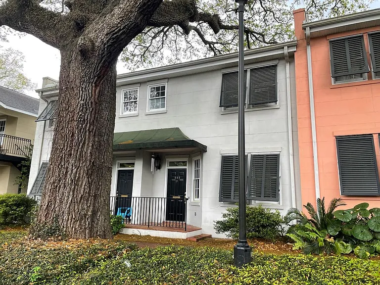 Front of condo facing Jones St.