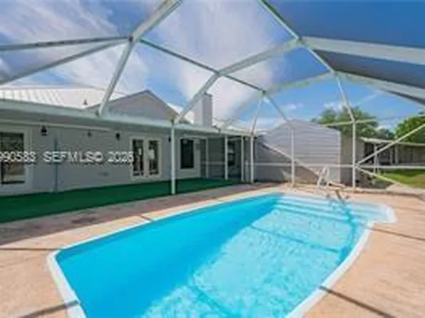 1063 Mayford Lake Rd, Moore Haven, FL 33471