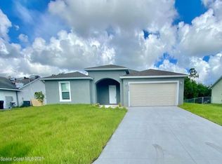 1272 Bei Ct NW, Palm Bay, FL 32907